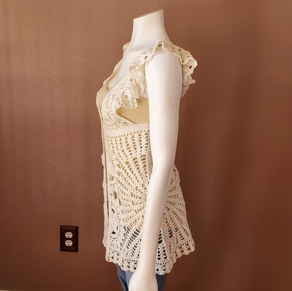 NWT ROMEO + JULIET crochet vest XS - Picture 2 of 4